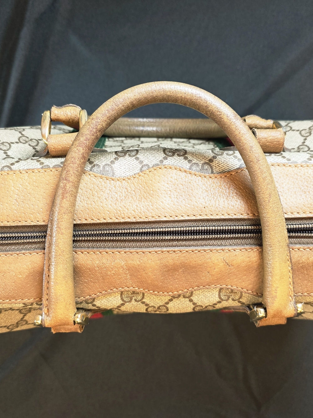 Vintage Italian Gucci Signature GG Canvas Boston Speedy Style. Comes w COA - Picture 8 of 16